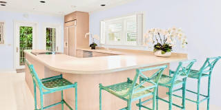 1421 N LAKE Way Gallery 10