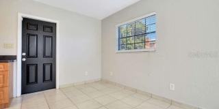 816 E FRIERSON Avenue Gallery 7