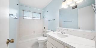 2549 Notre Dame Dr Gallery 20