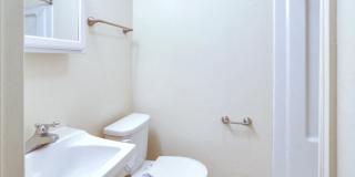 Amherst Manor Gallery 8