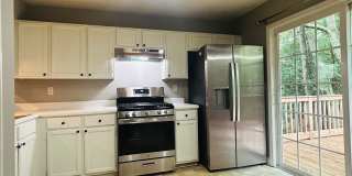 Welcome home! Great location! 2 bed, 1.5 bath, large kitchen, parking for 2, lots of privacy, W/D hookups, must see! Welcome home! Great location! 2 bed, 1.5 bath, large kitchen, parking for 2, lots of privacy, W/D hookups, must see! Gallery 6