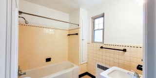 Parkway Manor Apartments Gallery 9