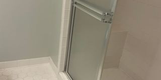 Spacious 4 Bedroom near Guilford College Gallery 28
