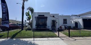 Charming Spanish-Style Home for Lease Gallery 16