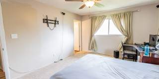6 Bedroom 3.5 Bathroom Tri-Level Home In Tempe close to ASU Gallery 53