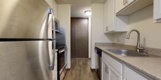 600 10th Ave Apartments Gallery 21