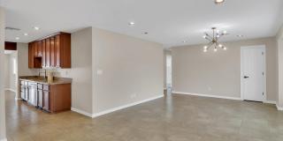 6036 N 8TH Street Gallery 4