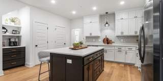 4110 W Wood Street Gallery 5