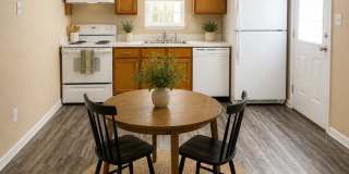 Spacious 4 Bedroom Home – Prime North Charlotte Location | 2308 Juniper Dr Gallery 3