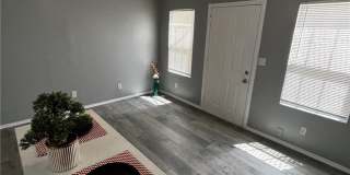 4518 S Normandie Gallery 5