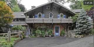 4 Woodbine Ln Gallery 1