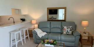 Cozy Condo in Waterfront Island Complex-Available NOW for 12 Month Tenant Gallery 14