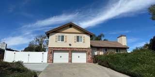 4BD/3BA Ramona Home w/ Sparkling Pool – Scenic, Private, and Spacious Gallery 1