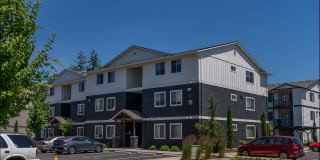 St. Helens Place Apartment Homes Gallery 11