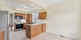 402 LINDEN Avenue Gallery 11