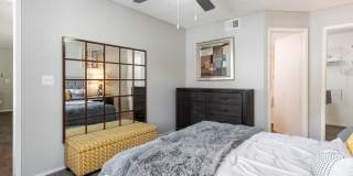 Boulevard @4201 Apartments Gallery 9