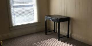 Spacious 5 bedroom house Centrally located to U of M Campus Gallery 3