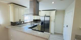 18550 Hatteras Street Gallery 26