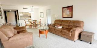 240 Lakeview Dr Gallery 2