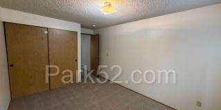 1/2 Off First Full Month's Rent! Lower Level 2 Bedroom 1 Bathroom Apartment Gallery 12