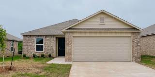 3-bedroom, 2-bath home in Yukon with a 2-car garage! 3-bedroom, 2-bath home in Yukon with a 2-car garage! Gallery 1