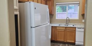 4 bed Single Family Home Close to Iron Springs Elem. Gallery 14