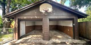 Charming 3 Bed 2 Bath Home with Bonus Den and Detached Garage Gallery 26