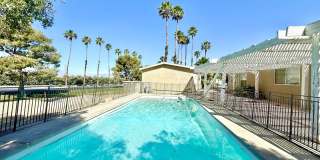 AVAILABLE NOW!! 2 Bed 2 Bath Home in Thousand Palms!! MOVE IN SPECIAL ONE MONTHS FREE RENT! Gallery 22