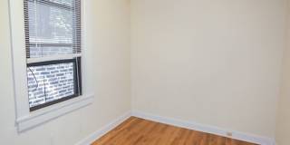 2254 North Southport Ave. Apt. Gallery 5