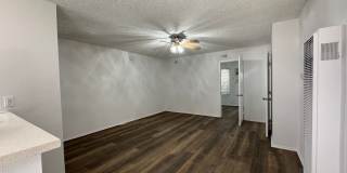 6736 Cleon Ave Gallery 4