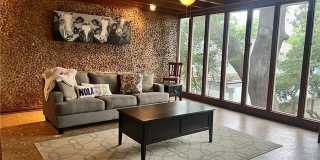 115 GRENADINE Street Gallery 21