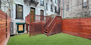 249 11th Street Gallery 15