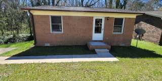 Available July 1st! 2 BR on Elmhurst! Gallery 1