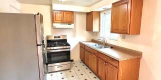 Well-Maintained 2 Bed, 1 Bath Townhome in Munhall - Central AC & Heat, Integral Garage - Available Immediately! Gallery 5