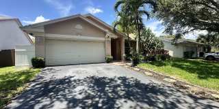 9825 NW 54th Place Gallery 1