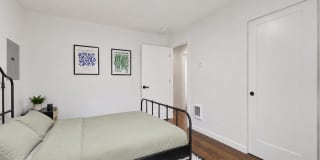 Green Lake Townhome Gallery 17