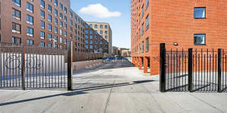 1591 Jesup Avenue Gallery 7