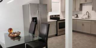 Stunning Apartment  at 467 Golden Isles Drive Gallery 11