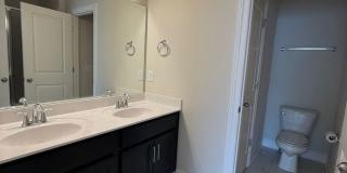 5750 Dockside Drive Gallery 15