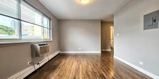 528 W Oakdale Gallery 2