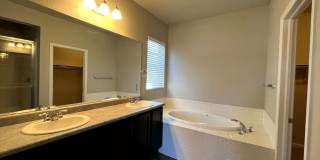 Charming 3BR + Spacious Loft Home in Broomfield Gallery 13