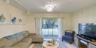3095 N Oakland Forest Dr Gallery 3