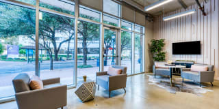 Inspire Downtown Gallery 20