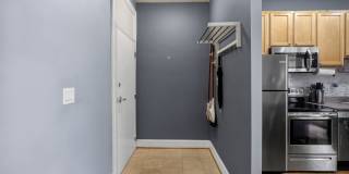 Sunny 1br with Balcony in Columbia Heights! Gallery 8