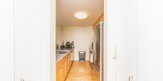 400 North Clinton Street Gallery 10