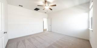 340 Wentworth Drive Gallery 21