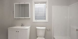 Four Bed 2 Full Bath in Lorain Gallery 8