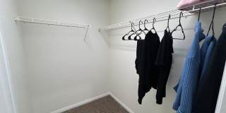 Fully Furnished 4 Bedroom 2.5 Home! Gallery 14
