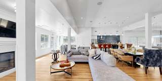 Waterstone Place Gallery 28