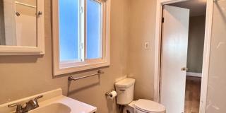 Lovely and spacious 2bd / 1 bth plus bonus room with washer & dryer! Lovely and spacious 2bd / 1 bth plus bonus room with washer & dryer! Gallery 15